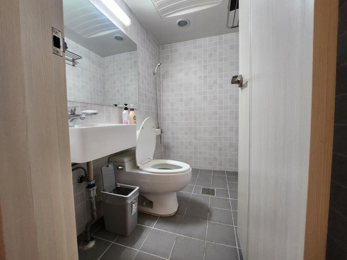 Olive Hostel R Сеул Экстерьер фото