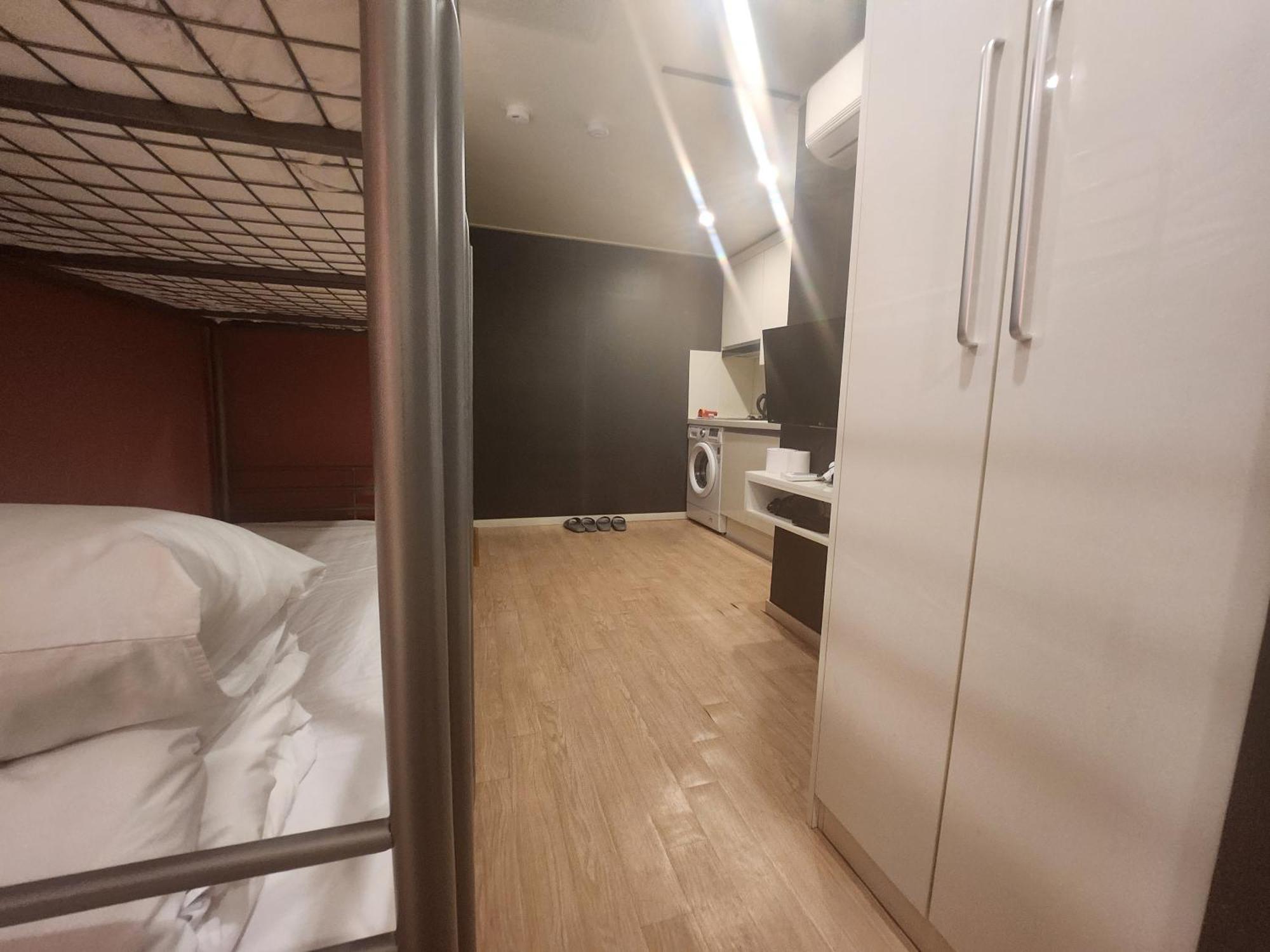 Olive Hostel R Сеул Экстерьер фото